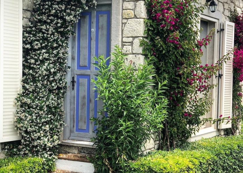 Izmir Çeşme Garden
