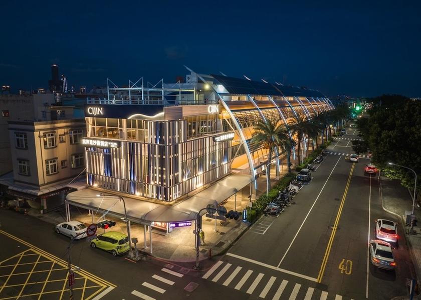  Kaohsiung Exterior