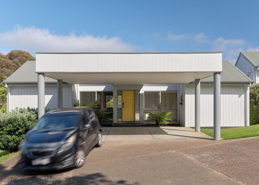 Victoria Melbourne Street view