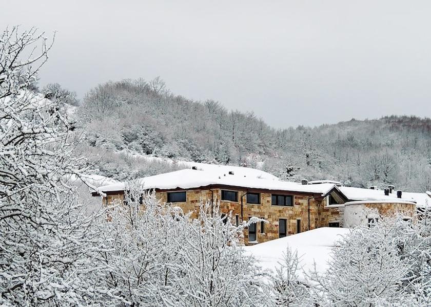 Abruzzo Rivisondoli Front of property