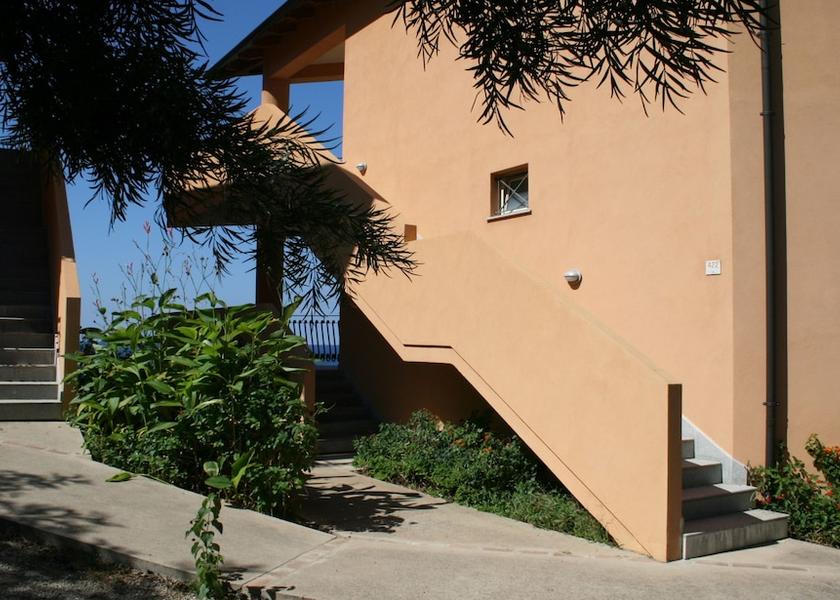 Calabria Pizzo Property Grounds