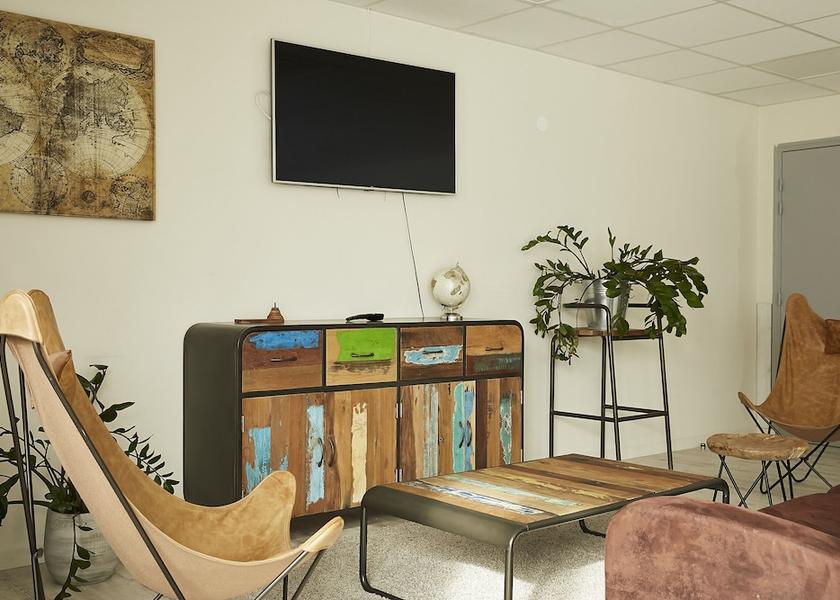 Ile-de-France Palaiseau Meeting facility