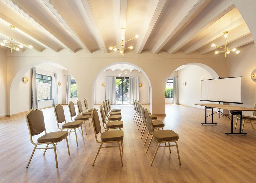 Catalonia Begur Meeting facility