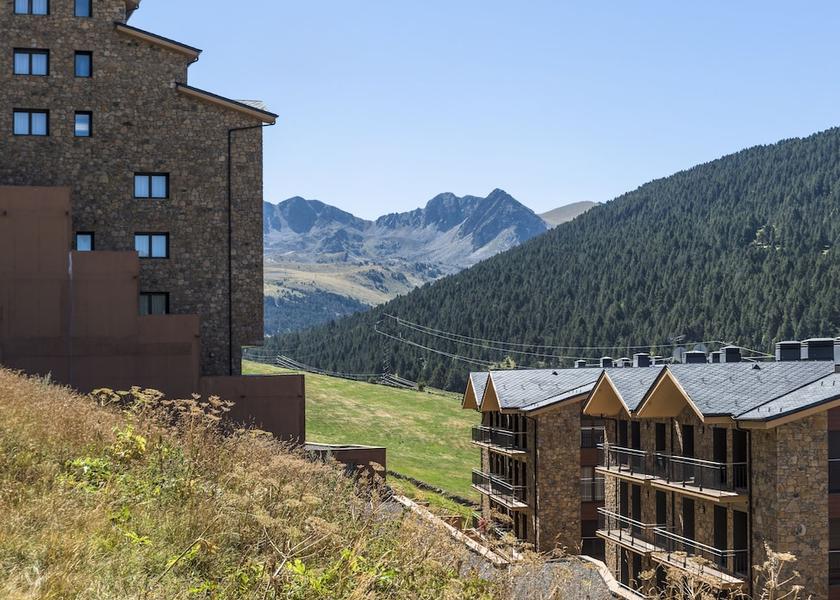  Bordes d'Envalira Hiking