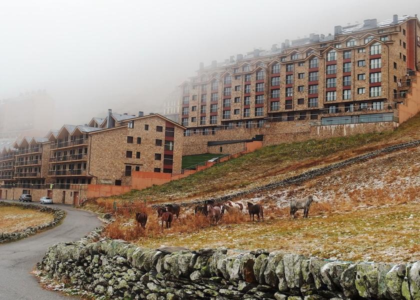  Bordes d'Envalira Exterior Detail