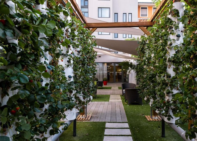 Auvergne-Rhone-Alpes Villefranche-sur-Saone Restaurant