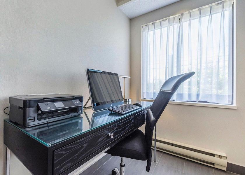 Quebec Thetford Mines Business Centre