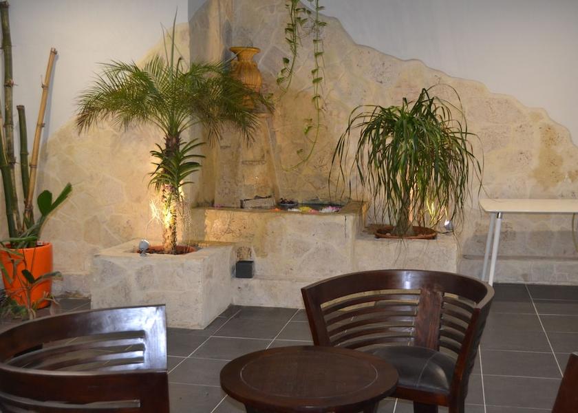  Fort-de-France Lobby