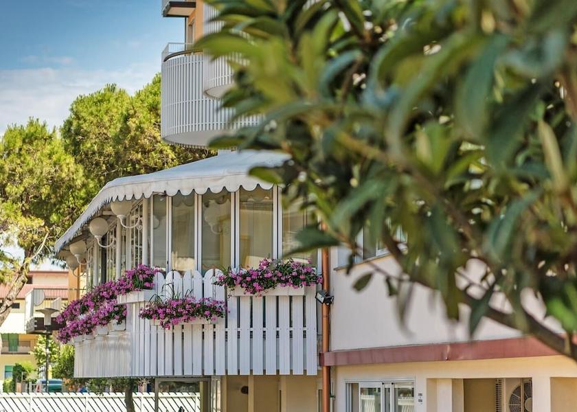 Veneto Jesolo Exterior Detail