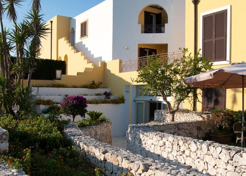 Puglia Santa Cesarea Terme Exterior Detail