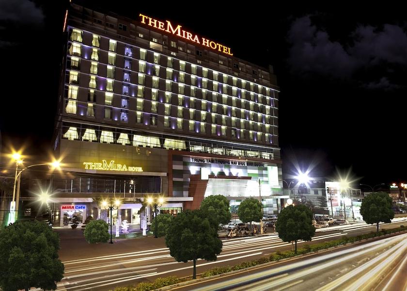 Binh Duong Thu Dau Mot Porch