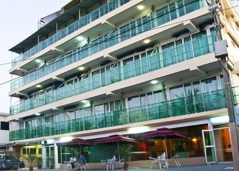 MU Mauritius Exterior Detail