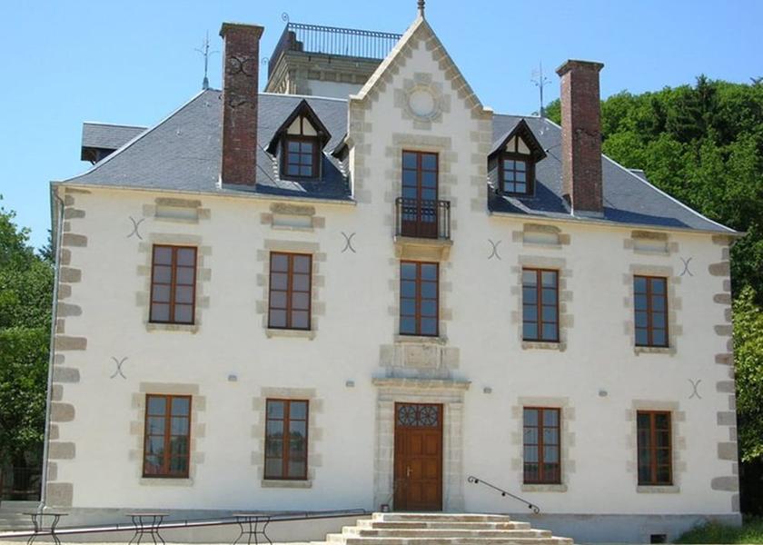 Nouvelle-Aquitaine Moutiers-Sous-Chantemerle Facade