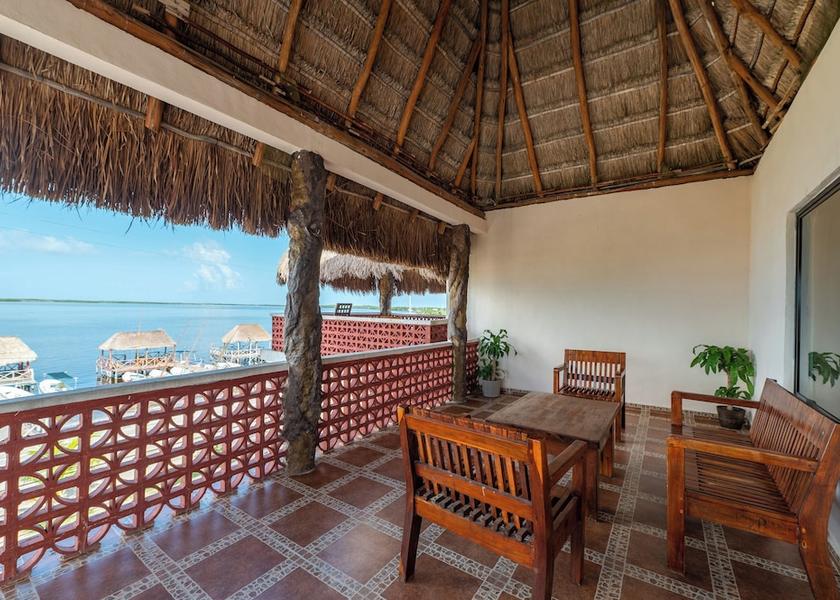Yucatán Río Lagartos Terrace