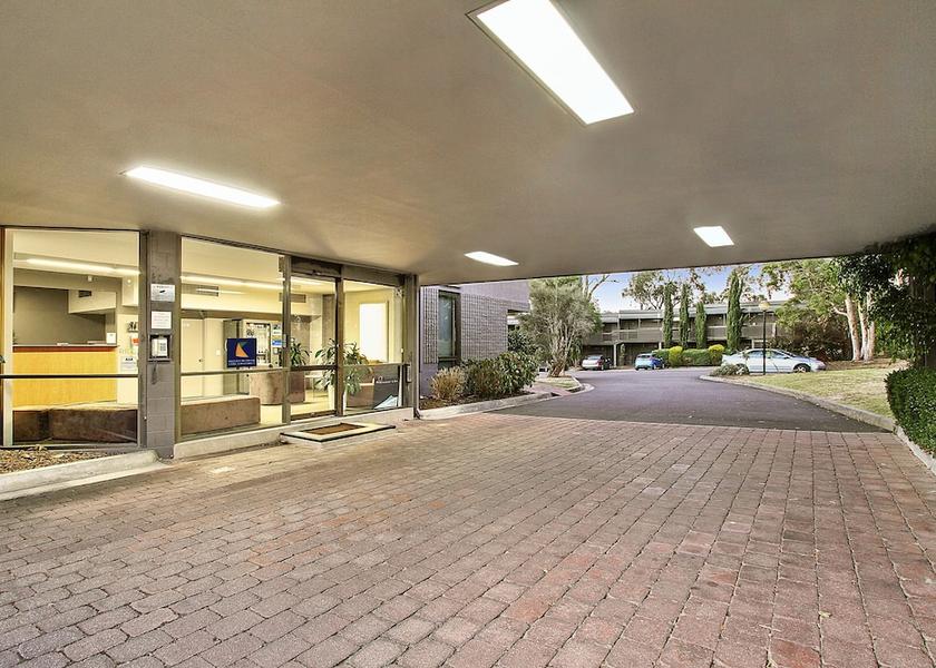 Victoria Melbourne Reception