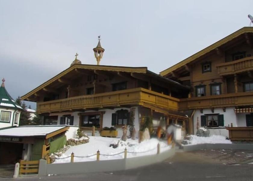 Tyrol Thiersee Facade