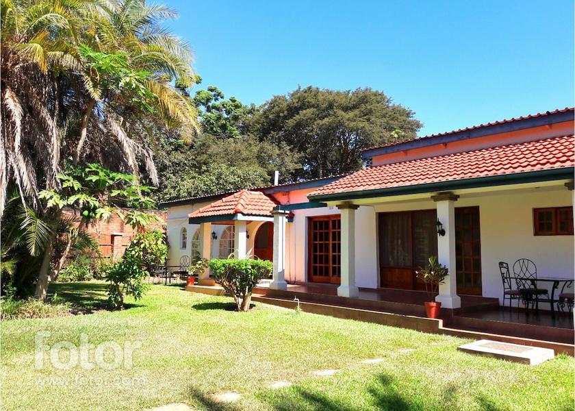  Lilongwe Primary image