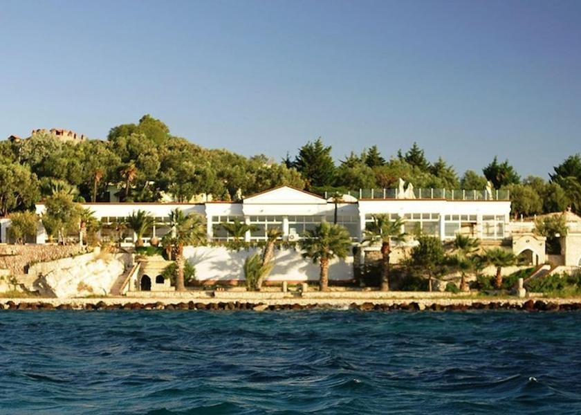 Izmir Dikili Beach