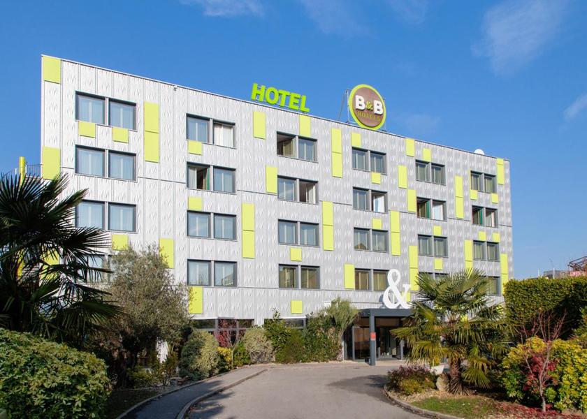 Ile-de-France Rungis entrance