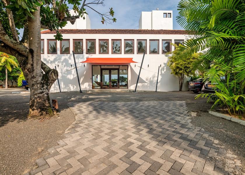 Galle District Balapitiya Entrance