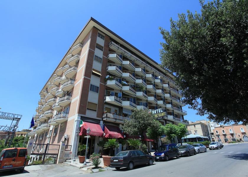 Puglia Lucera Entrance