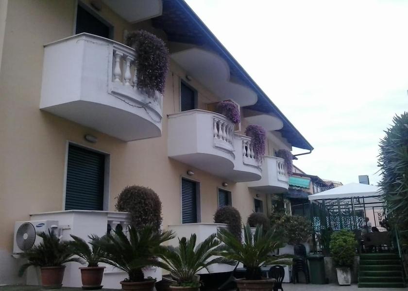 Campania Giugliano in Campania Exterior Detail