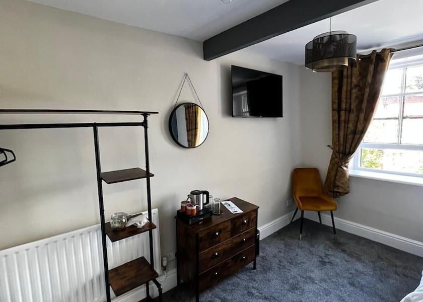 England Holmfirth Room