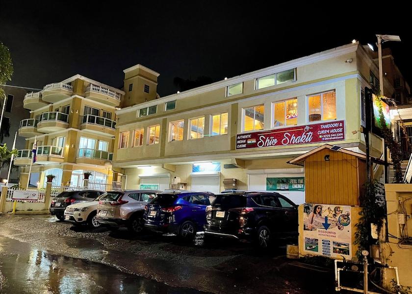  Simpson Bay Restaurant