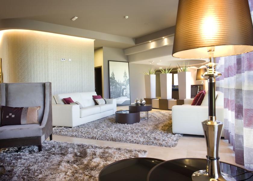Galicia Lugo Lobby sitting area