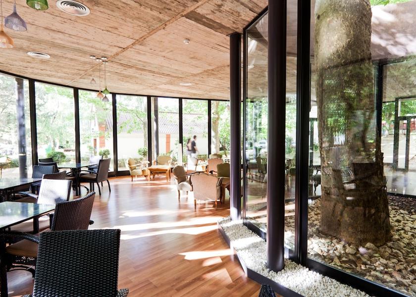 Aragon Jaraba Lobby