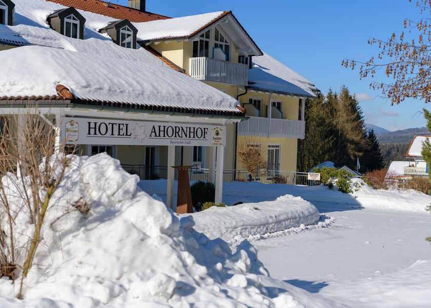 Bavaria Lindberg Front of property