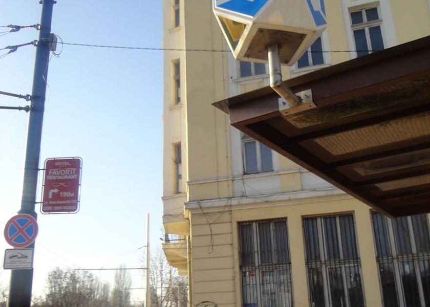  Sofia Exterior Detail