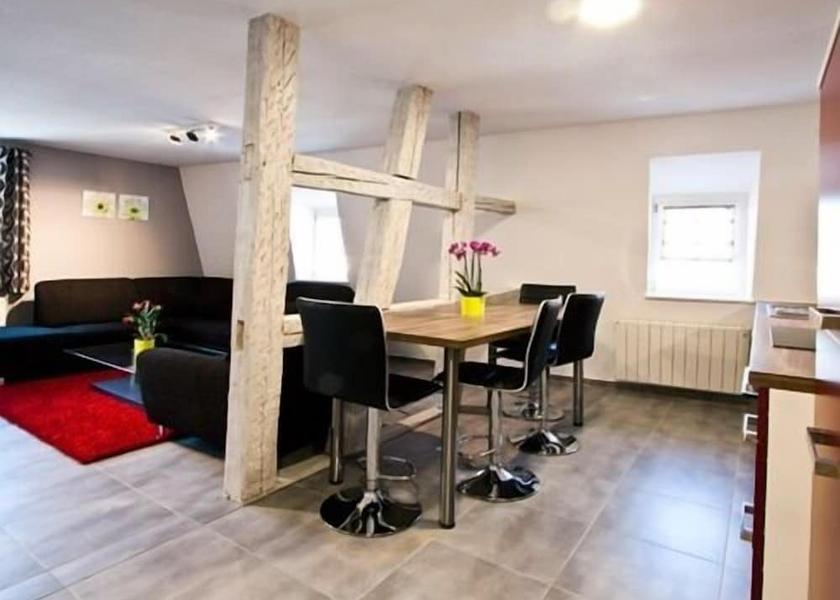 Grand Est Saint-Hippolyte Room