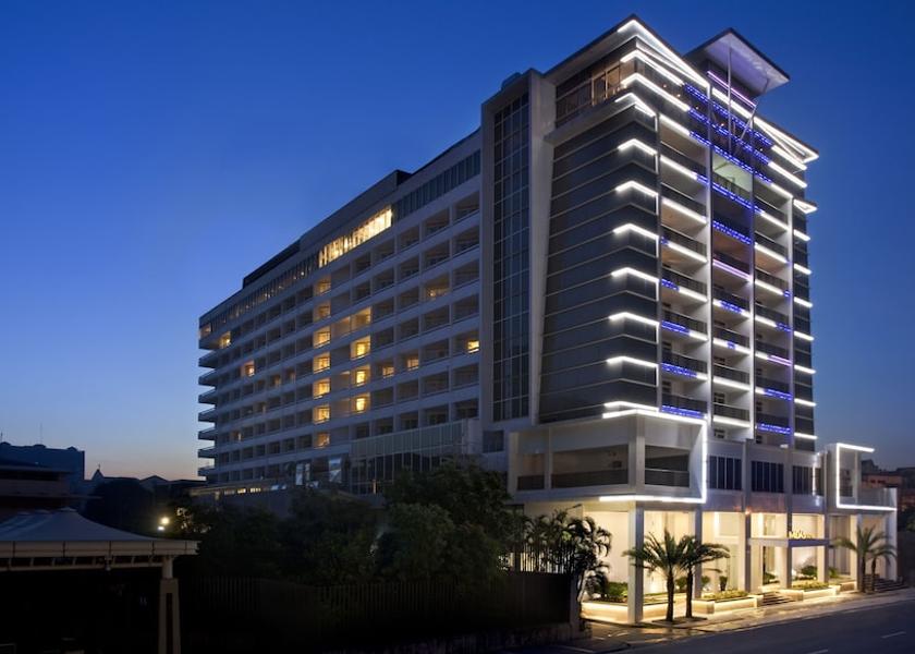  Pasay Exterior