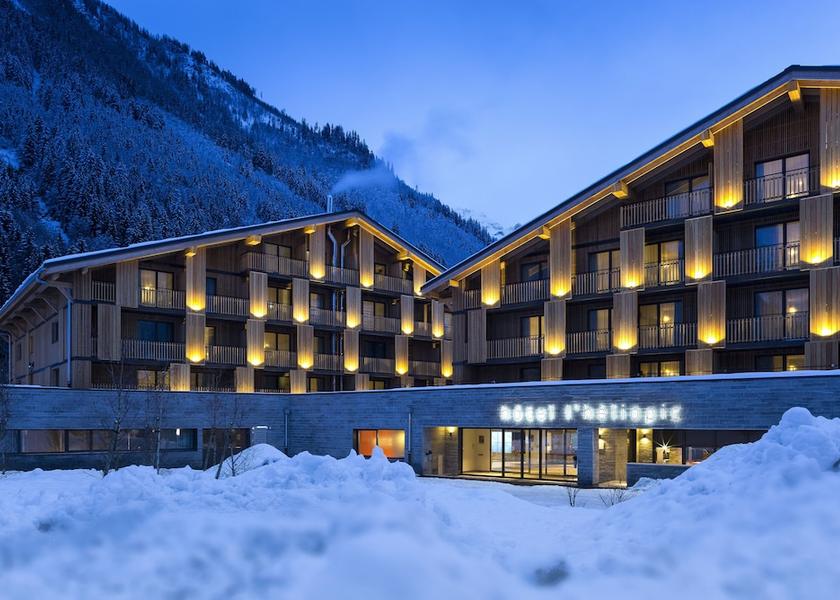 Auvergne-Rhône-Alpes Chamonix-Mont-Blanc Exterior