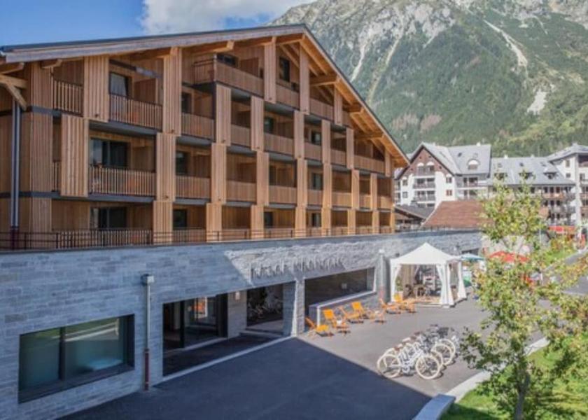 Auvergne-Rhone-Alpes Chamonix-Mont-Blanc Facade