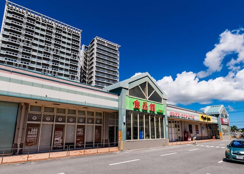 Okinawa Chatan Shopping mall