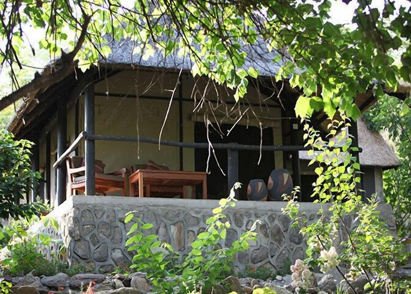 Salima Exterior Detail