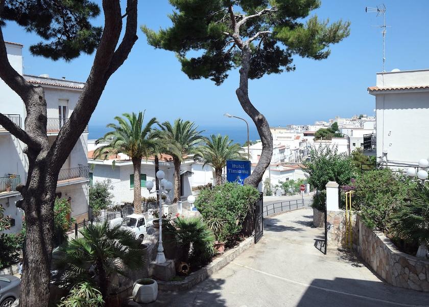 Puglia Peschici Entrance