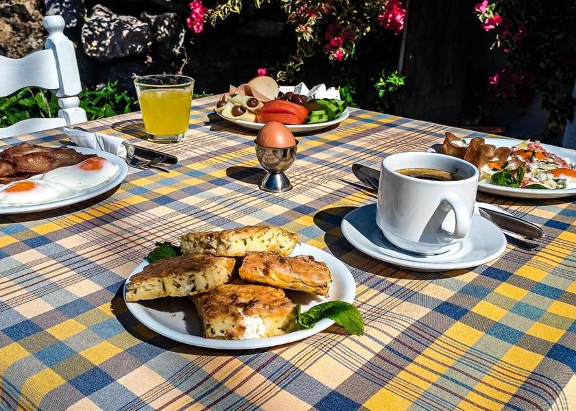 North Aegean Islands Samos Food and beverages