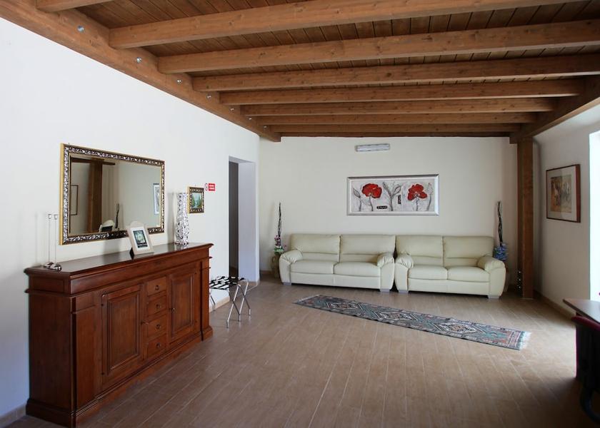 Puglia Vieste Interior Entrance