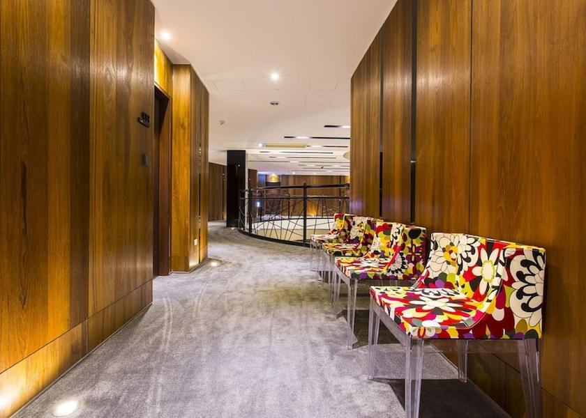  Kaohsiung Hallway