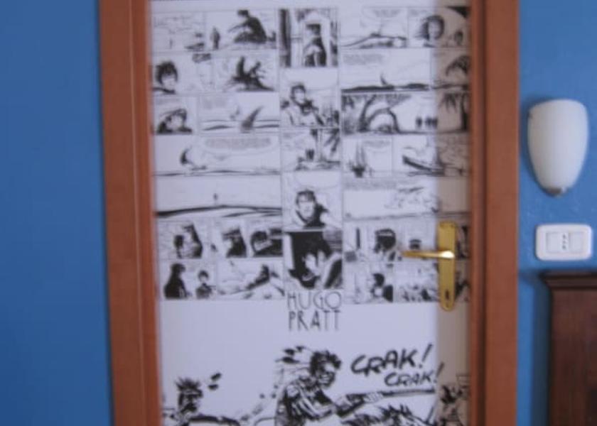 Abruzzo Villetta Barrea Interior Entrance