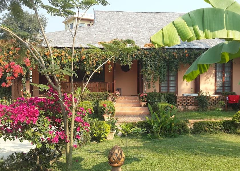  Vang Vieng Property Grounds