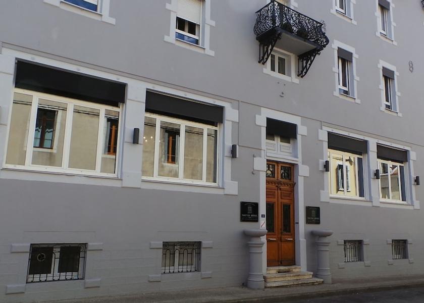 Auvergne-Rhone-Alpes Oyonnax Facade
