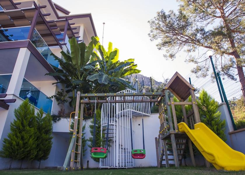 Children's play area - outdoor