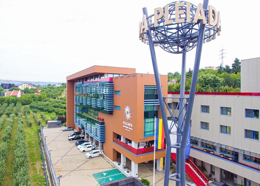  Iasi Exterior Detail