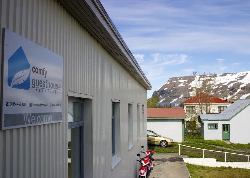 Westfjords Sudureyri Entrance