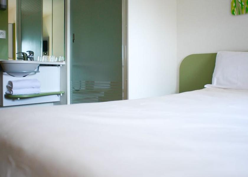 Nouvelle-Aquitaine Poitiers Room