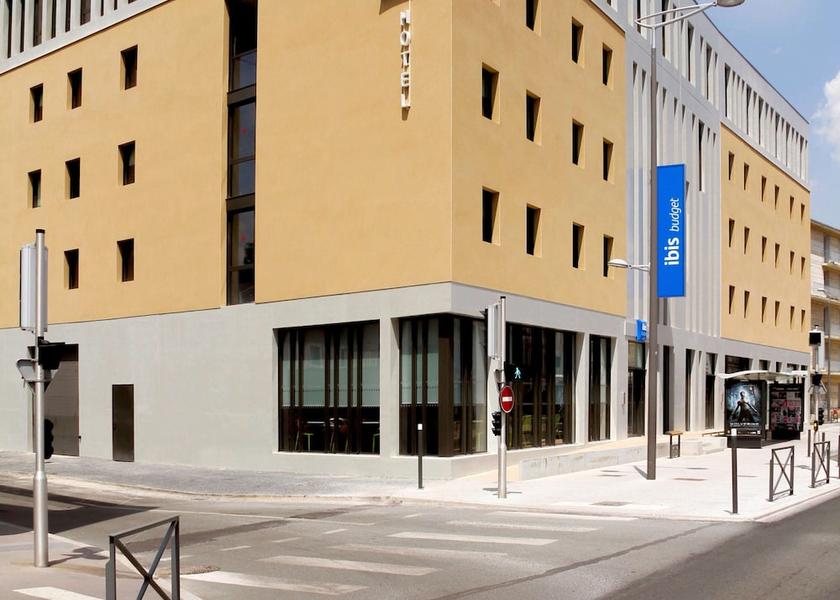 Nouvelle-Aquitaine Poitiers Exterior Detail